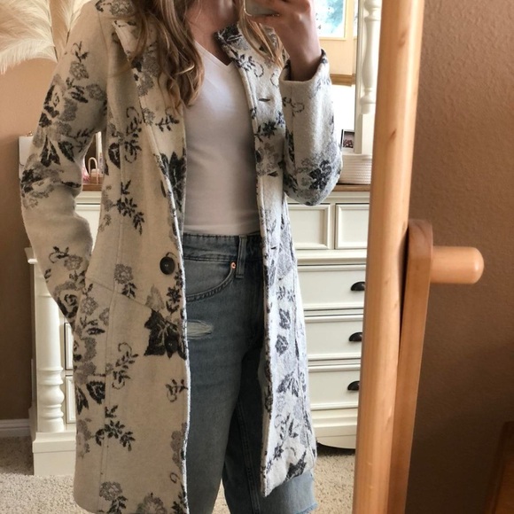Anthropologie Jackets & Blazers - LUCY & LAUREL x ANTHROPOLOGIE | Floral Patterned Coat